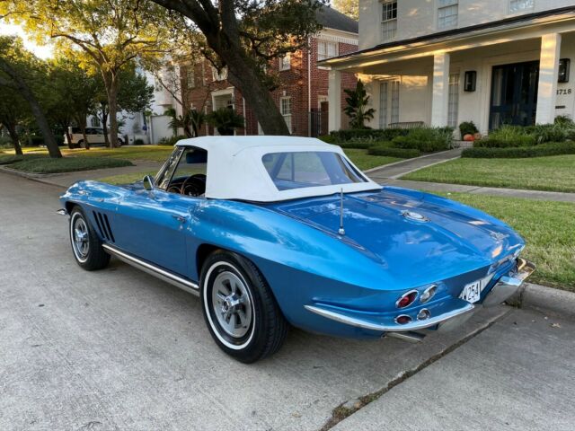Chevrolet Corvette 1965 image number 1