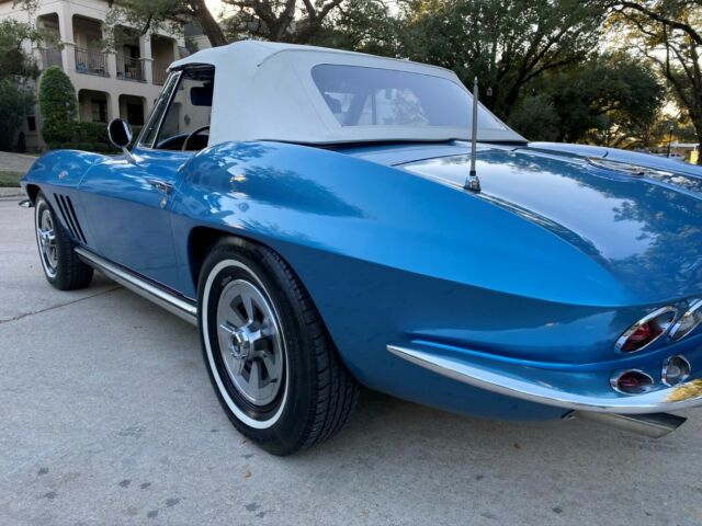 Chevrolet Corvette 1965 image number 9