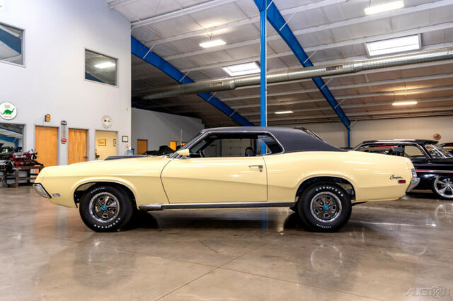 Mercury Cougar 1969 image number 25