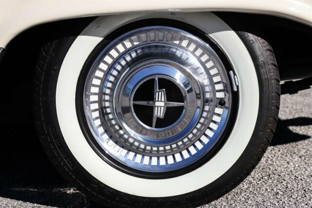 Dodge Coronet 1956 image number 46