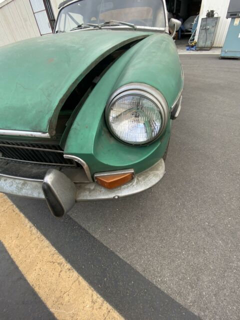 MG MGB 1971 image number 6