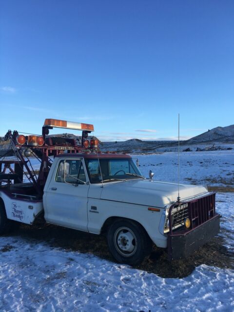 Ford F350 1974 image number 1