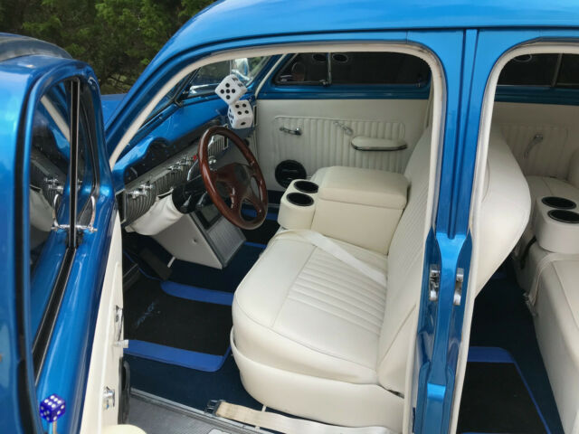 Mercury 8 1951 image number 9