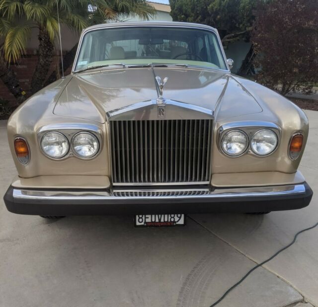 Rolls-Royce Silver Shadow 1974 image number 2