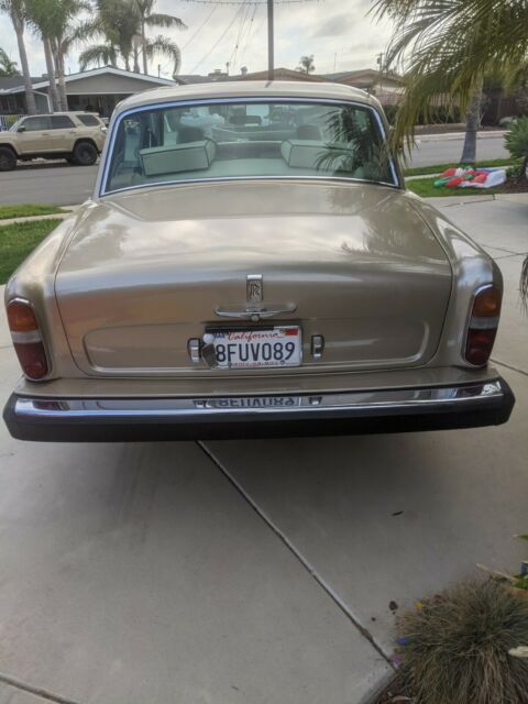 Rolls-Royce Silver Shadow 1974 image number 21
