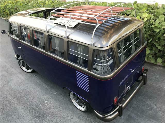 Volkswagen Bus/Vanagon 1972 image number 20
