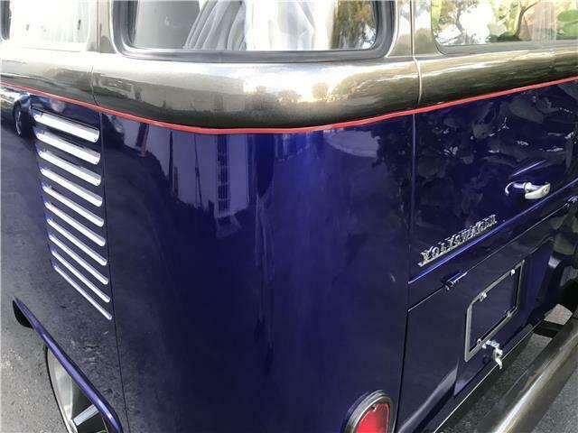 Volkswagen Bus/Vanagon 1972 image number 23