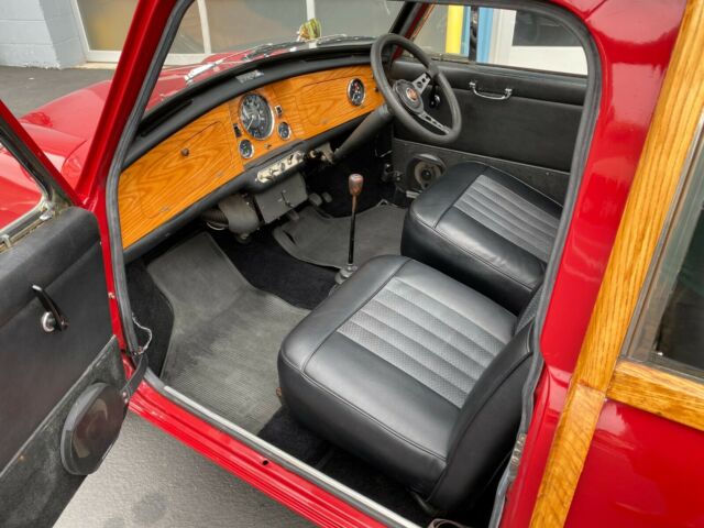 Austin Mini Traveller 1967 image number 20