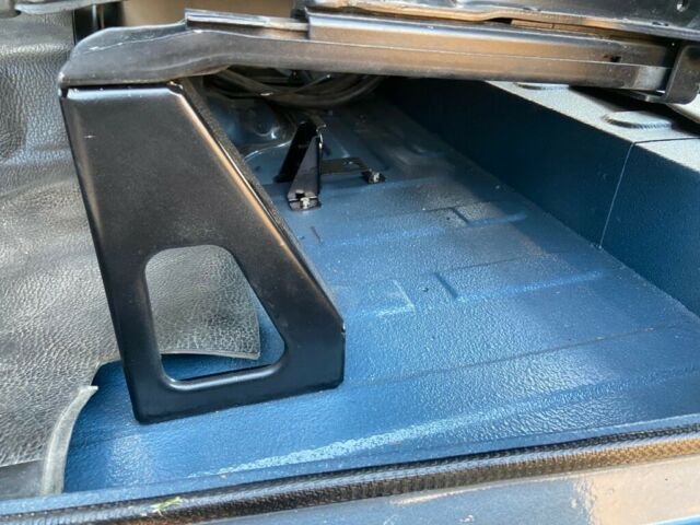Toyota Land Cruiser 1977 image number 44