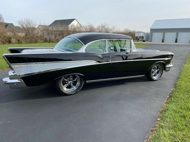 Chevrolet Bel Air/150/210 1957 image number 25