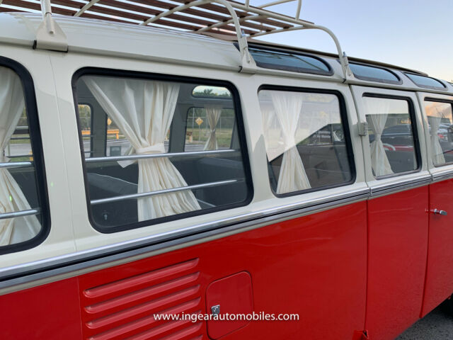 Volkswagen Bus/Vanagon 1975 image number 11