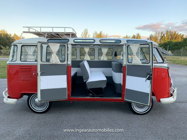 Volkswagen Bus/Vanagon 1975 image number 12