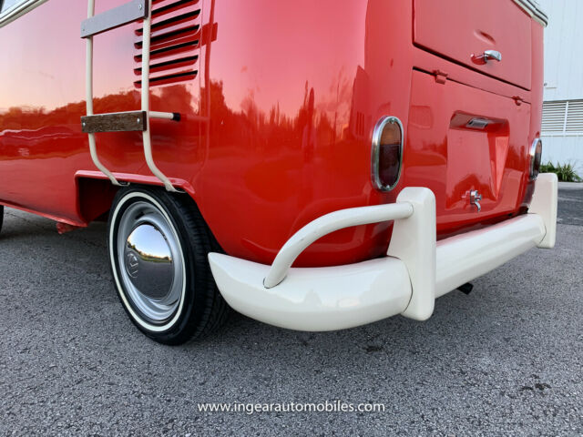 Volkswagen Bus/Vanagon 1975 image number 33