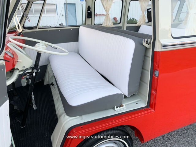 Volkswagen Bus/Vanagon 1975 image number 43