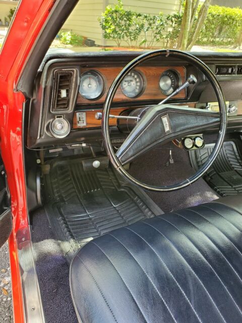 Oldsmobile Cutlass 1972 image number 12