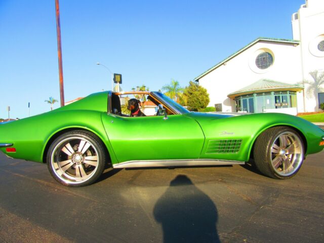 Chevrolet Corvette 1972 image number 27