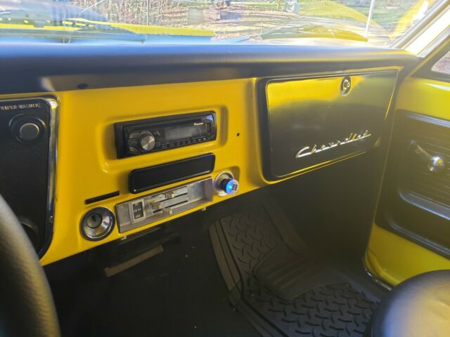 Chevrolet C-10 1972 image number 14