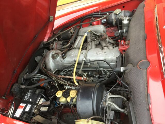 Mercedes-Benz SL-Class 1970 image number 37