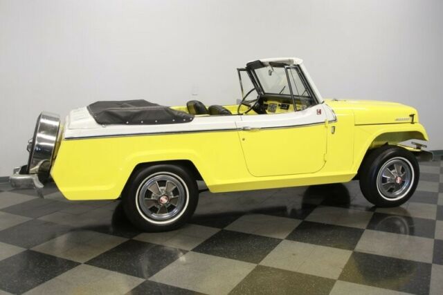 Jeep Jeepster 1967 image number 38