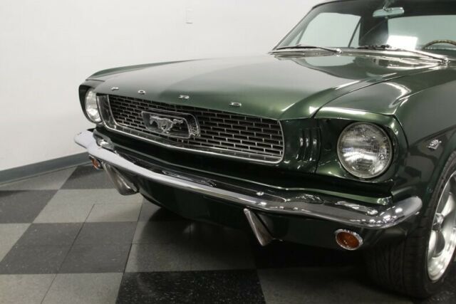 Ford Mustang 1966 image number 23