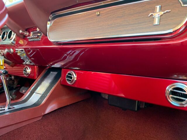 Ford Mustang 1966 image number 13