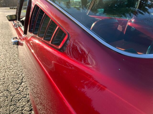 Ford Mustang 1966 image number 29