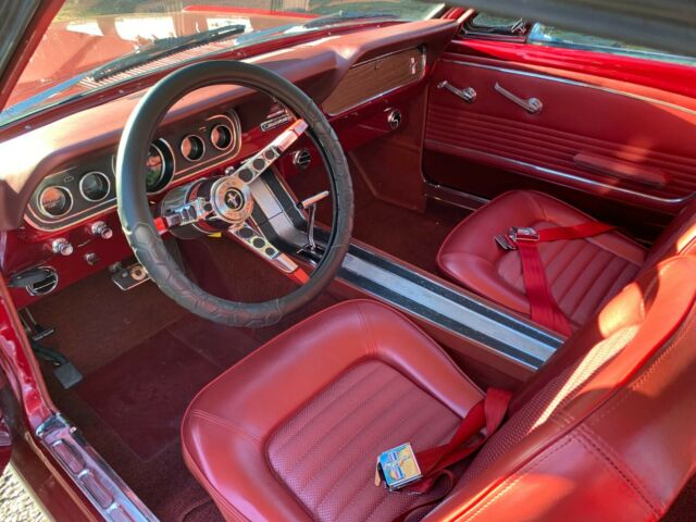 Ford Mustang 1966 image number 37