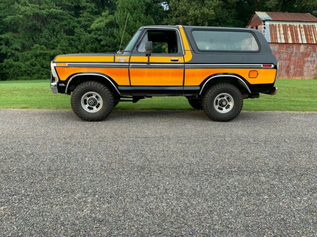 Ford Bronco 1979 image number 1