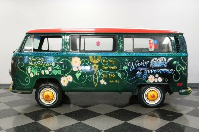 Volkswagen Bus/Vanagon 1970 image number 31