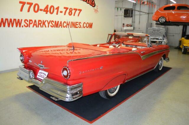 Ford Fairlane 1957 image number 7