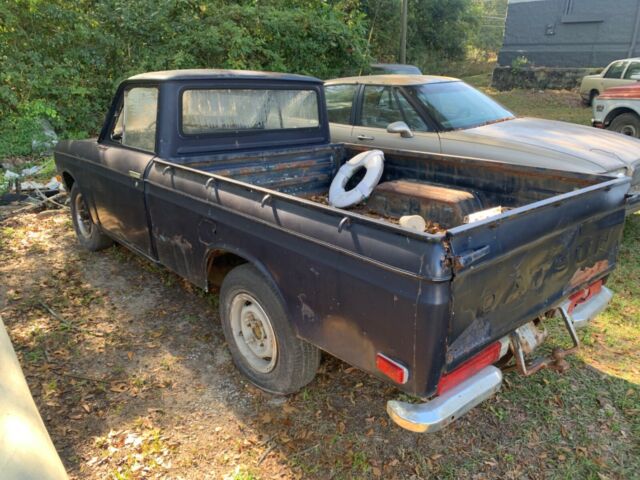 Datsun Pickup 1971 image number 19