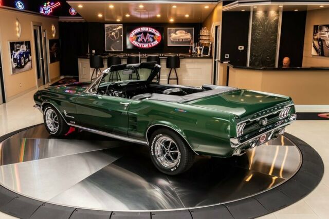 Ford Mustang 1967 image number 18
