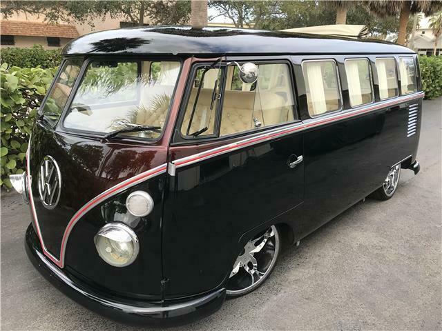 Volkswagen Bus/Vanagon 1965 image number 0
