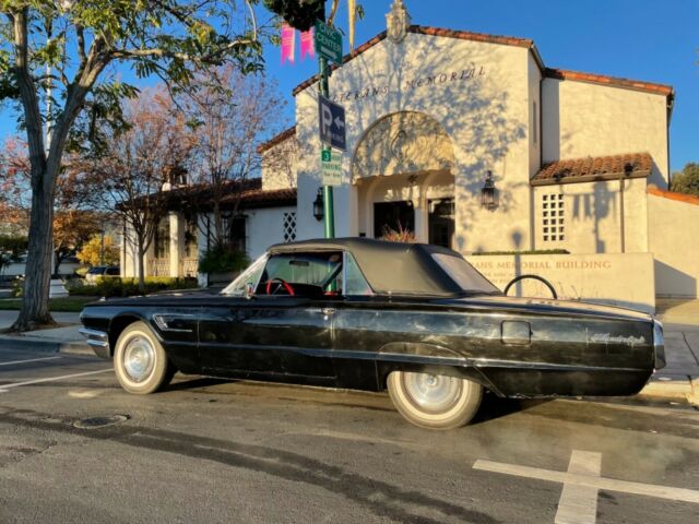 Ford Thunderbird 1965 image number 0