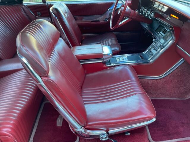 Ford Thunderbird 1965 image number 20