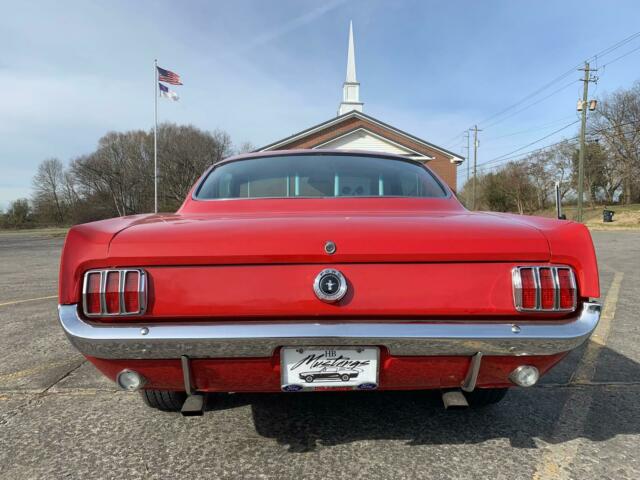 Ford Mustang 1965 image number 15