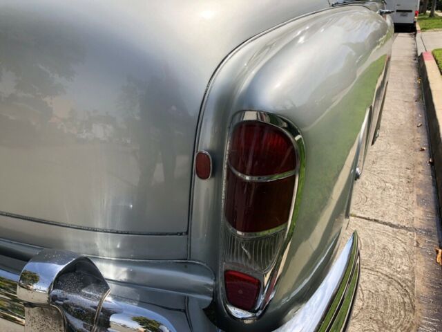 Mercedes-Benz 300-Series 1959 image number 2