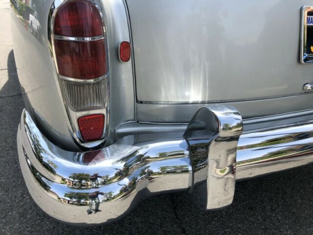 Mercedes-Benz 300-Series 1959 image number 3