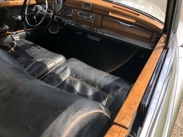 Mercedes-Benz 300-Series 1959 image number 34