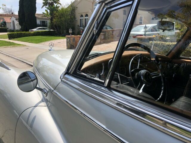 Mercedes-Benz 300-Series 1959 image number 5