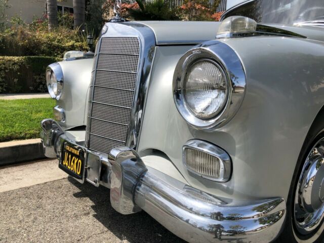 Mercedes-Benz 300-Series 1959 image number 6