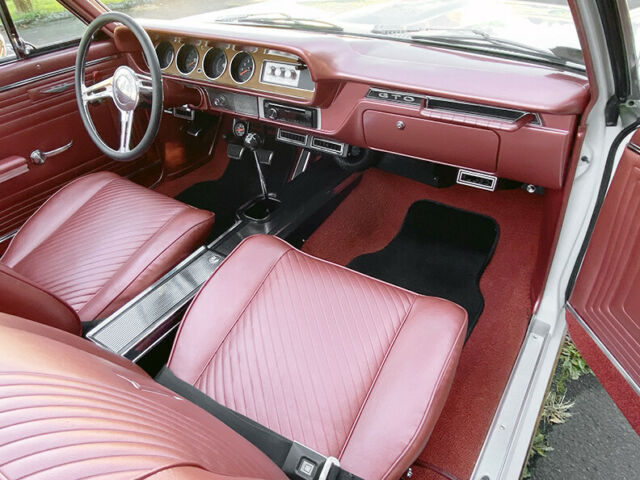 Pontiac GTO 1965 image number 18