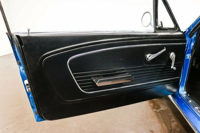 Ford Mustang 1966 image number 11