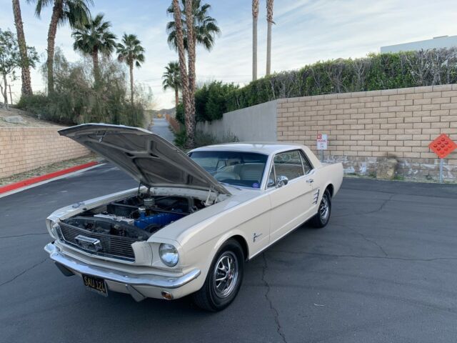Ford Mustang 1966 image number 0