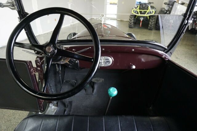 Ford Model T 1927 image number 23