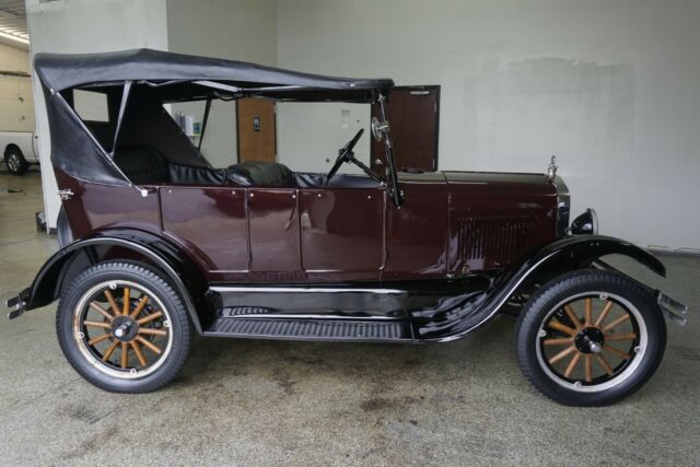 Ford Model T 1927 image number 3