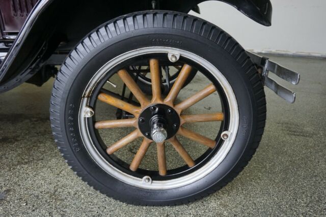 Ford Model T 1927 image number 36