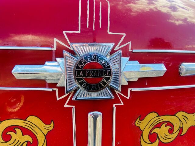 American LaFrance Fire Truck 1948 image number 35