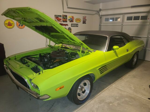 Dodge Challenger 1972 image number 12