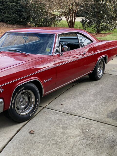 Chevrolet Impala 1966 image number 0
